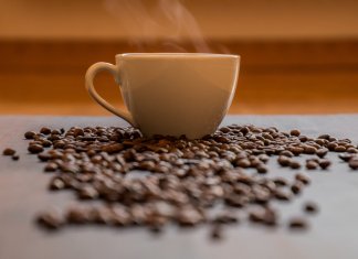 Compostos encontrados no café podem inibir avanço do câncer de próstata
