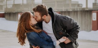 Posso te dar um beijo? Posso te dar um beijo?