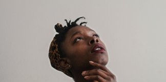 Não seja a muleta de alguém Não seja a muleta de alguém