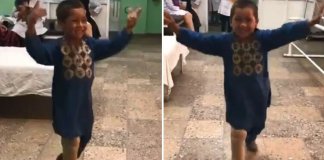 Menino afegão de 5 anos ganha uma perna protética e dança em comemoração Menino afegão de 5 anos ganha uma perna protética e dança em comemoração