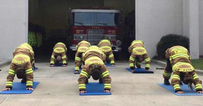 Aulas de yoga estão ajudando bombeiros com Depressão