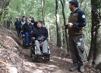 Vitória da inclusão: trilha inclusiva para pessoas com deficiência física e visual é inaugurada no Chile