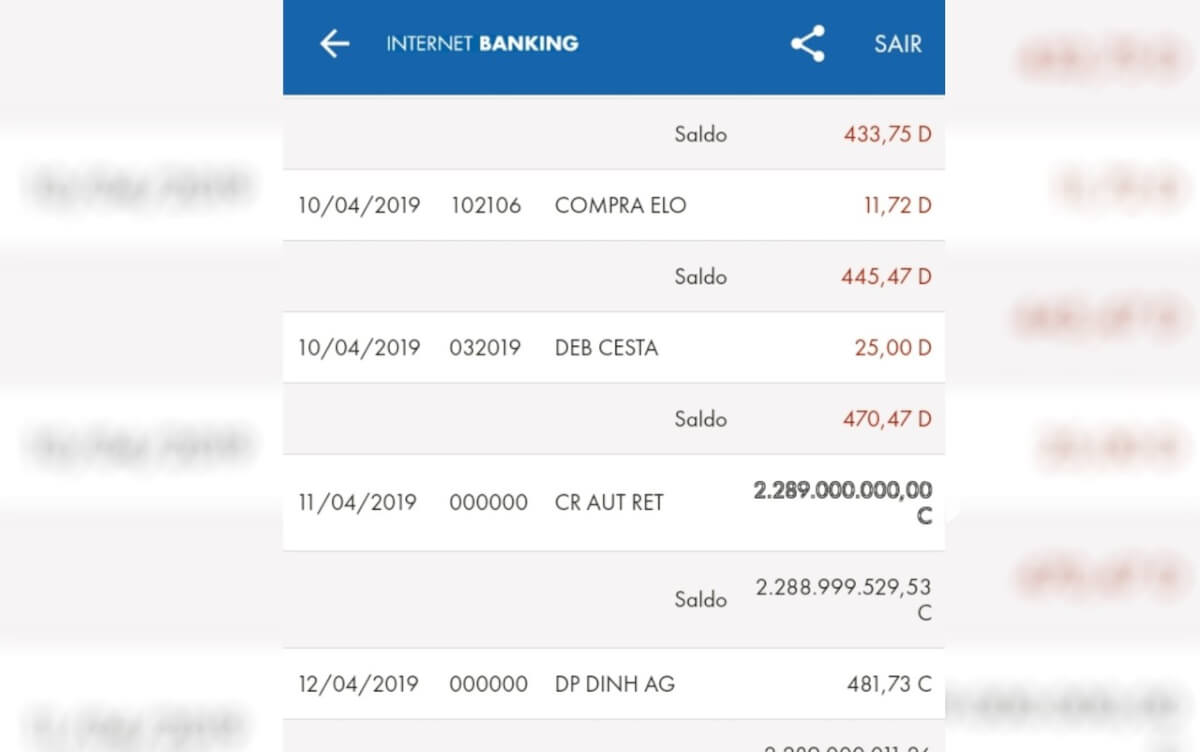 contioutra.com - Honestidade primeiro: Desempregada, mãe de trigêmeas devolve R$ 2 bi depositados por engano