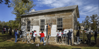 Juiz americano dá como sentença a jovens infratores leituras de livros sobre racismo – e funciona Juiz americano dá como sentença a jovens infratores leituras de livros sobre racismo – e funciona