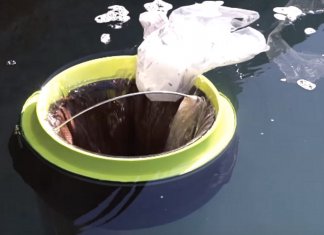 Lixeira flutuante está ajudando a limpar os oceanos de resíduos plásticos