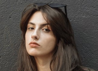 A hipocrisia: um muro que insiste em nos rodear