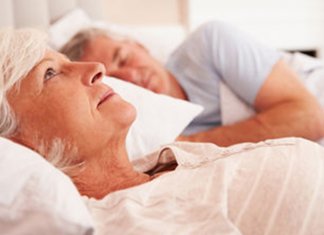 Os pais ainda perdem o sono a preocupar-se com os filhos adultos