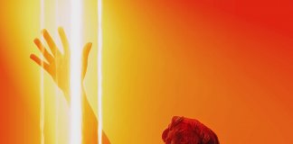 Cientistas criam laser que destrói células cancerígenas em terapia não-invasiva Cientistas criam laser que destrói células cancerígenas em terapia não-invasiva