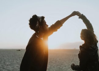 O que acontece no nosso cérebro quando dançamos ou ouvimos música?