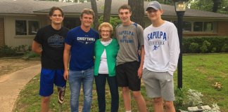 Quatro adolescentes resgatam senhora de 90 anos de casa em chamas Quatro adolescentes resgatam senhora de 90 anos de casa em chamas