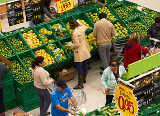 Brasileiros passam a consumir menos açúcar refinado, refrigerante e carne vermelha – aponta pesquisa