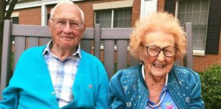 Mulher de 102 anos encontra amor novamente e se casa com seu noivo de 100 Mulher de 102 anos encontra amor novamente e se casa com seu noivo de 100