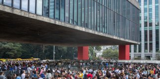 A gente quer ver fila no museu!