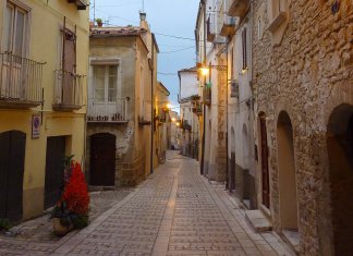 Cidades no sul da Itália oferecem R$ 3 mil a quem quiser se mudar e abrir um negócio