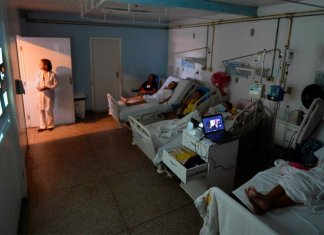 Cinema no hospital traz qualidade de vida a pacientes com câncer