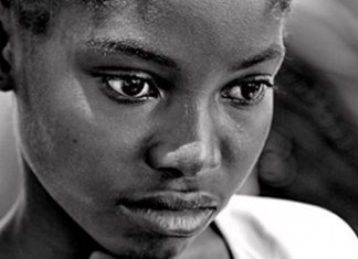 Moçambique finalmente proíbe o casamento infantil