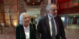 Crianças ouvem história sobre racismo contra casal de idosos e resolvem reparar o erro Crianças ouvem história sobre racismo contra casal de idosos e resolvem reparar o erro