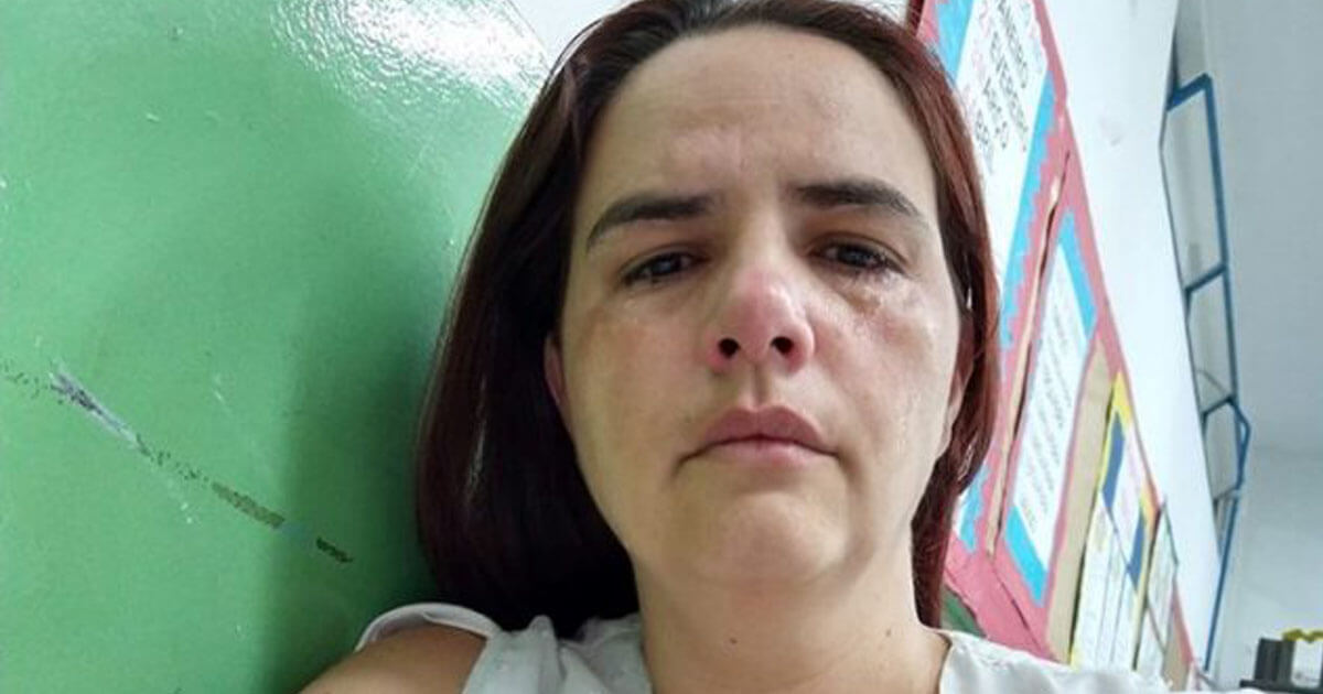 Resultado de imagem para Professora é agredida por mãe de aluno em Carapicuíba e faz desabafo: “profissão ingrata”