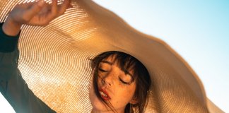 Antes de um amor mais ou menos com alguém, prefiro um amor imenso por mim mesma! Antes de um amor mais ou menos com alguém, prefiro um amor imenso por mim mesma!