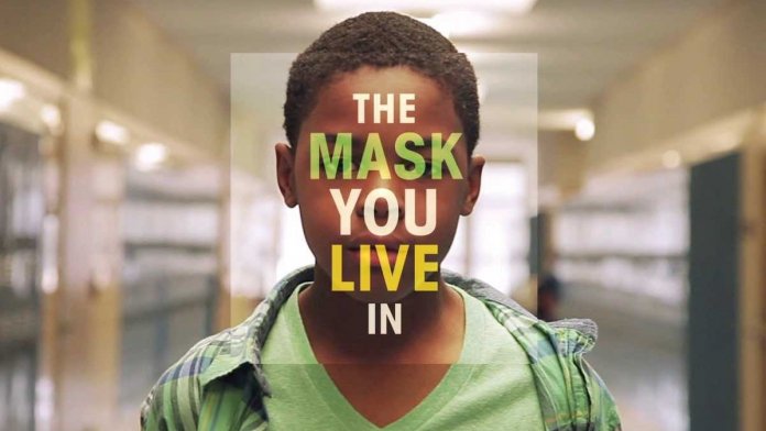 “A máscara em que você vive”, um documentário necessário para homens e mulheres