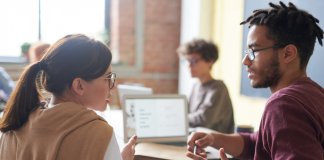 Sobre amigos, dinheiro e negócios