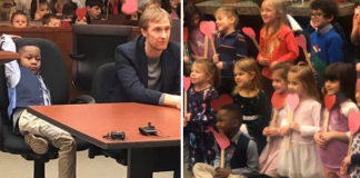 Menino de 5 anos leva amiguinhos da escola à sua audiência de adoção