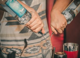 Álcool é a droga psicoativa que mais causa dano social