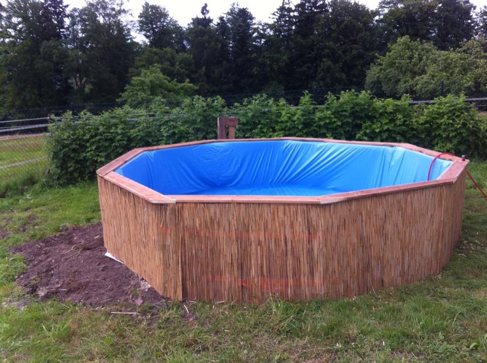 contioutra.com - Arquiteto alemão faz piscina gastando apenas 300 reais, e você também pode fazer a sua!
