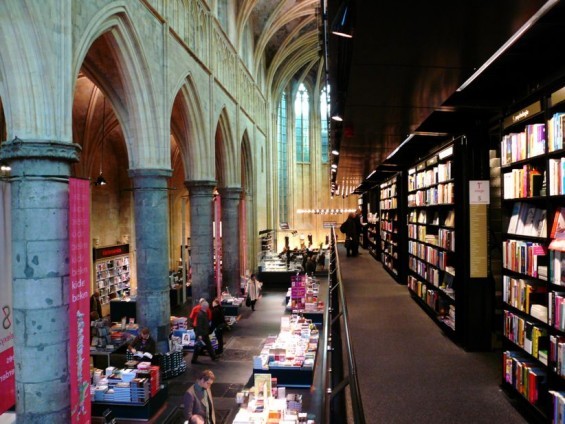 contioutra.com - Na Holanda, onde 44% são ateus, igrejas são transformadas em livrarias, cafés e casas de show