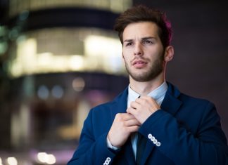 Eu sou uma bolha ambulante de hipocrisias e solidão