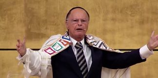 A teologia do dinheiro: fraude, maldade e cobiça no uso do nome Deus! A teologia do dinheiro: fraude, maldade e cobiça no uso do nome Deus!