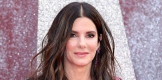 Sandra Bullock faz doação de 6 mil máscaras para profissionais de saúde em Los Angeles