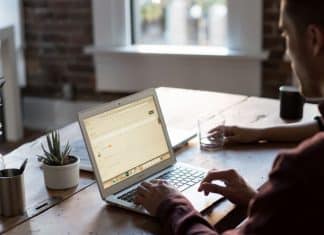 Dicas para decorar o home office sem gastar muito