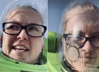 Mamãe bem humorada fica sem máscara em casa e resolve ir ao mercado fantasiada de Buzz Lightyear