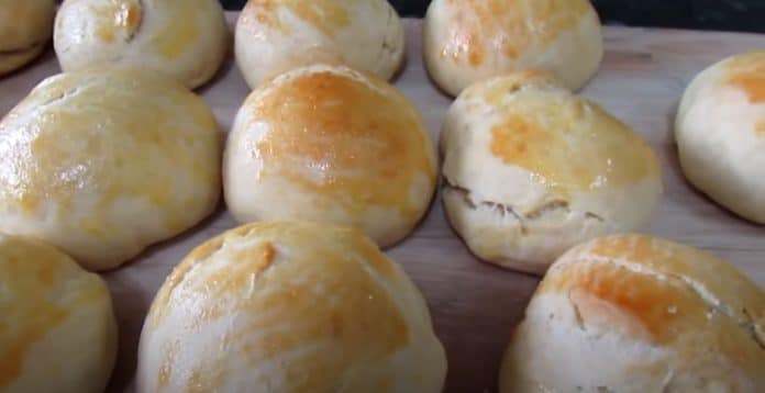 PÃO DE MINUTO Pão de Minuto feito com pó royal- receitinha fácil, rápida e deliciosa para salvar o dia