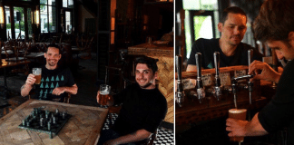 Eles se trancaram em seu próprio bar para passar a quarentena. Cerveja à vontade!