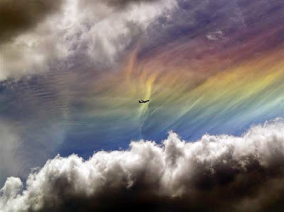 contioutra.com - Fotógrafa americana captura 'arco-íris horizontal', também conhecido como arco-íris de fogo