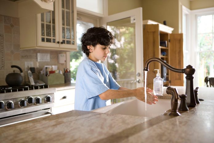 10 sugestões para manter a casa limpinha em meio à pandemia de Coronavírus