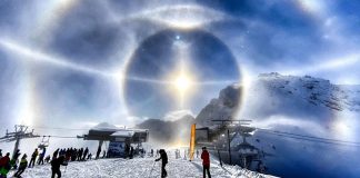 Fotógrafo registra uma auréola solar formada por cristais de gelo.