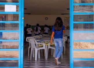 Projeto de lei quer mudar realidade de jovens não adotados que precisam deixar abrigos aos 18 anos