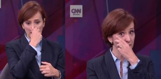 Jornalista da CNN chora durante programa e se desculpa com a mãe