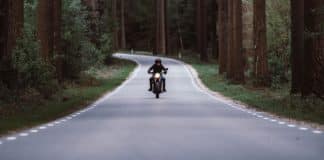 Quem não alcança a própria liberdade nunca aceitará que você seja livre