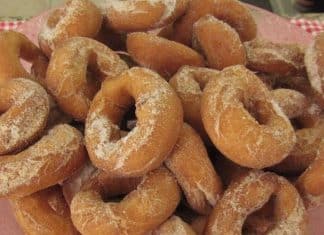 ROSQUINHA PARA UM CAFÉ DA TARDE DELICIOSO – Receita da Vó Lurdes