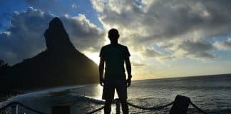 ‘Noronha prova que isolamento social é o único remédio contra a Covid-19’, declara o administrador da ilha ‘Noronha prova que isolamento social é o único remédio contra a Covid-19’, declara o administrador da ilha