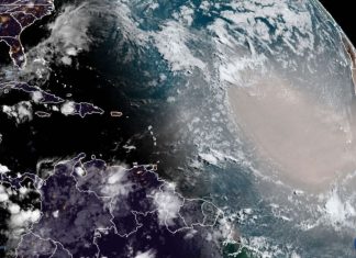 Nuvem de poeira Godzilla avança do deserto Saara rumo a países da América