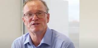 Chefe doa mais de 60 milhões aos seus funcionários como agradecimento ao se aposentar