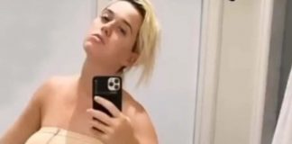 Katy Perry exibe barriga 5 dias após nascimento da filha e honestidade do registro impressiona