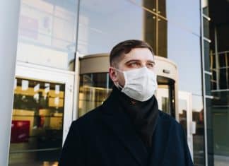 Queda no contágio de Covid-19 no Brasil indica estabilização