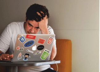 Como trabalhar o controle emocional ao apostar online