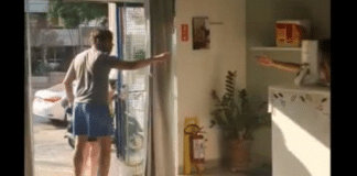 Homem que se diz “cidadão de bem” vandaliza sorveteria após se recusar a entrar com máscara Homem que se diz “cidadão de bem” vandaliza sorveteria após se recusar a entrar com máscara